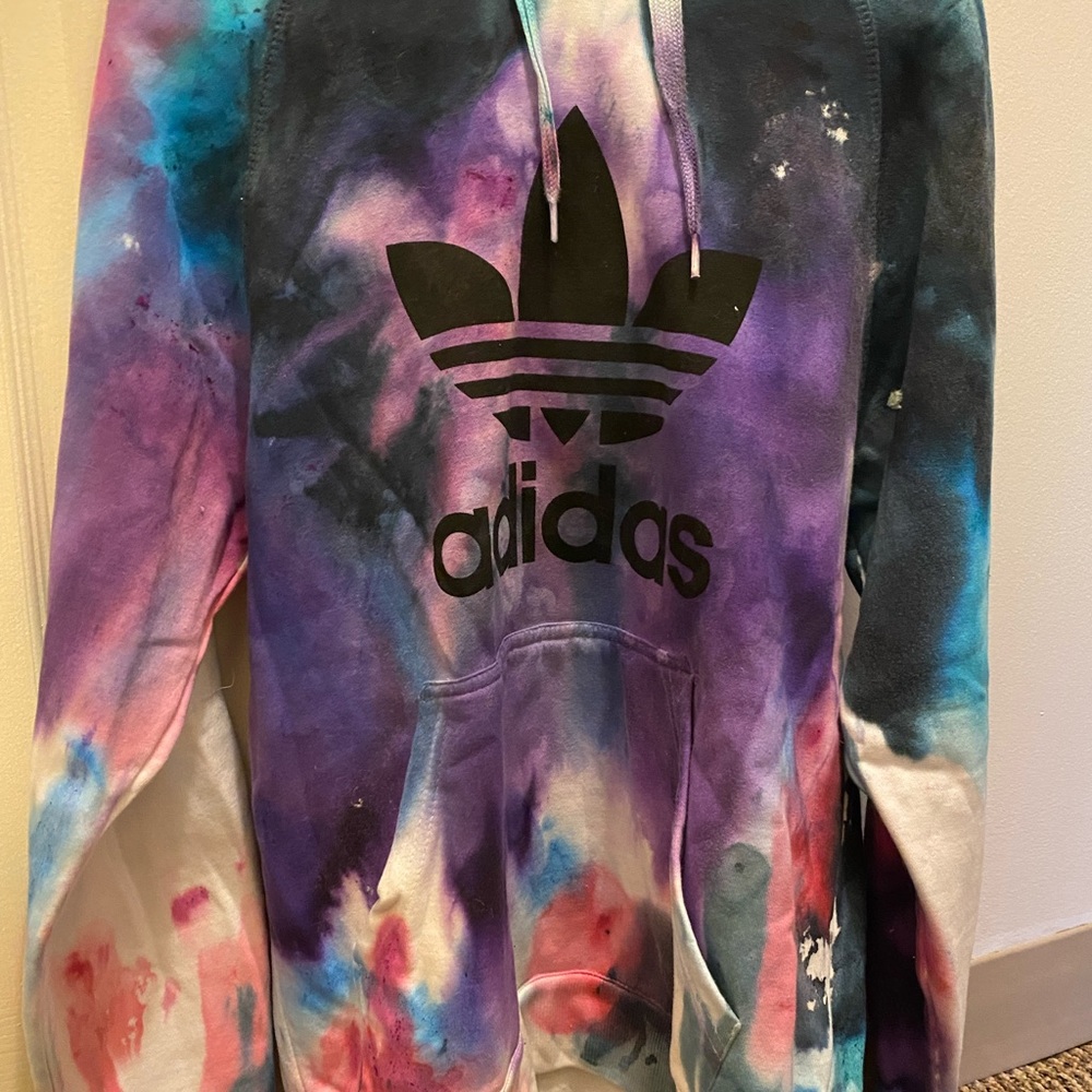 🔥🔥 TIE DYE ADIDAS SWEATSHIRT 🔥🔥
